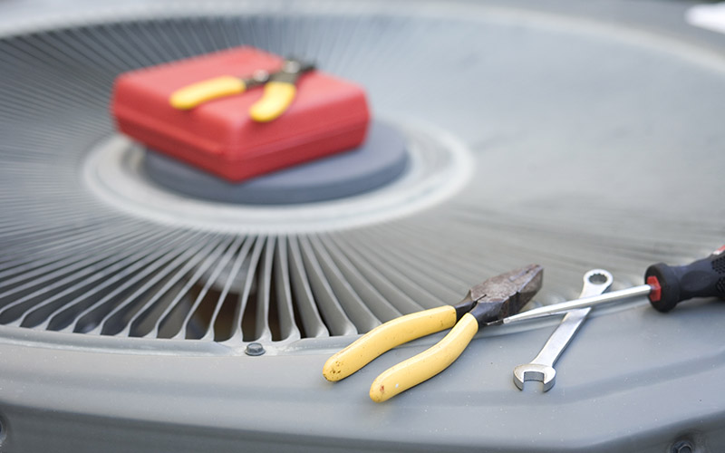 Time to Replace Your Air Conditioner? 4 Signs That Indicate Yes
